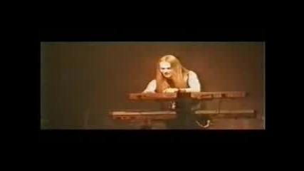 Alexi Laiho playing the keyboard