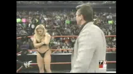 Wwe Trish Stratus Се Съблича Гола