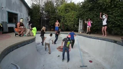 Harlem Shake (в басейна)