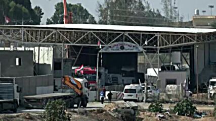 Камиони с хуманитарна помощ вече влязоха в Ивицата Газа