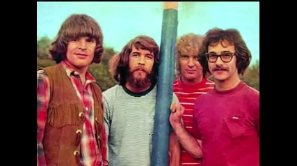 Creedence Clearwater Revival - Up Around The Bend - 1970