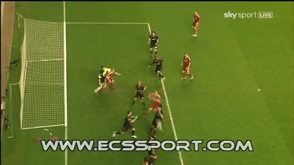 Liverpool 1 - 0 Benfica - Kuyt 