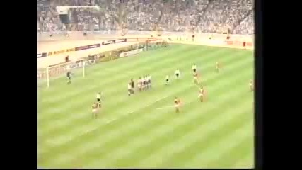 1991 Fa cup finale (tottenham v Nottingham Forrest ) - that tackle 