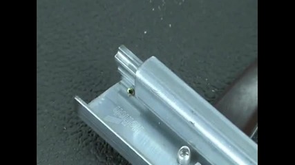 Много интересно приспособление за четка за зъби 