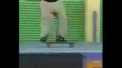 Awesome skateboard tricks - Rodney Mullen 