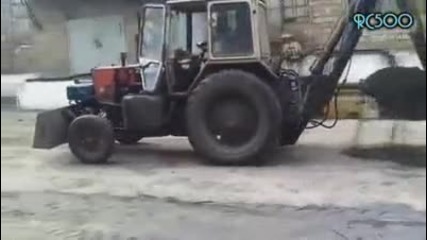 Луди руски трактористи