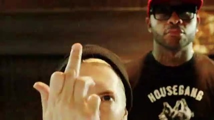 Eminem - Berzerk (official) 2o13