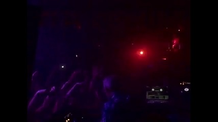 Fatboy Slim starts his set at Wonderland Ibiza 28.08.09 