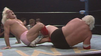 Ric Flair vs. Dusty Rhodes - NWA World Heavyweight Title Match: Starrcade 1984 (WWE Network Exclusive)