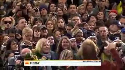Bon Jovi - Work For The Working Man ( Live Today Show 11 25 2009 ) 