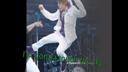 Justin Bieber / Nothing cant hold him on the ground