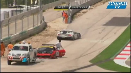 Incident Fia Gt3 Portimao 2011