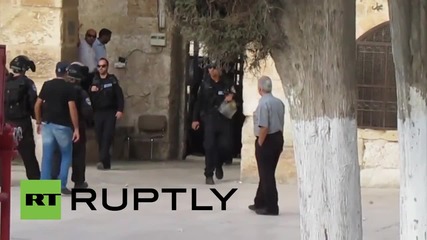 State of Palestine: Israeli security forces raid Al-Aqsa Mosque for second day running