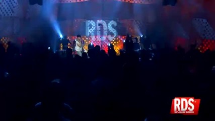Shakira Rds - She Wolf ( Rds Live) 