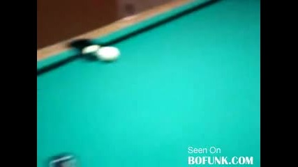 Това Куче Ги Играе