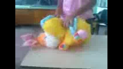 Smeshno plusheno zabavlenie