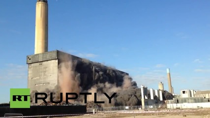 UK: Didcot A Power Station comes down with a bang