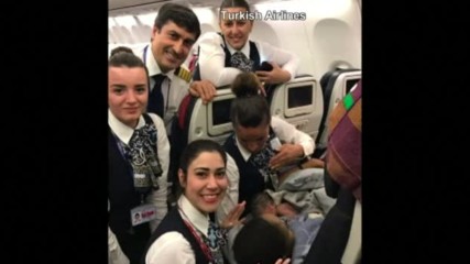 Жена роди на борда на самолет