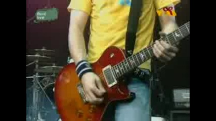 Avril Lavigne - Aol Concert 2004 Full