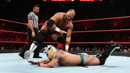 Lucha House Party vs. The Revival: Raw, Oct. 29, 2018