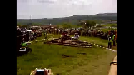 атв през трупите