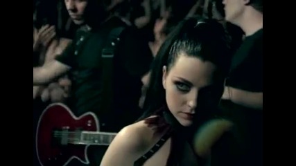 Evanescence - Going Under [официално видео] (превод)