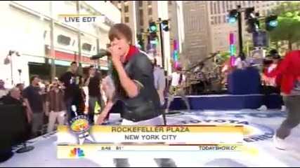 New! Justin Bieber - Somebody To Love (live At Today Show 06 04 2010) 