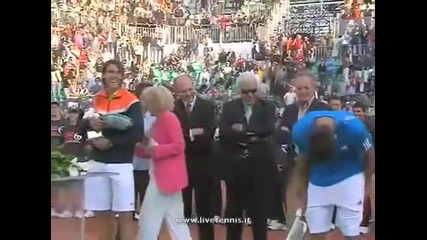 *смях* Djokovic имитира Nadal на Rome Masters Ceremony 