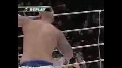 Mirko Filipovic CroCop Vs Mark Hunt 31.12.2005 (2/4)