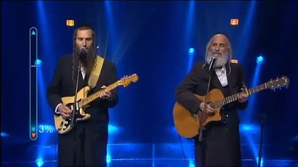 Братя равини изпълняват удивително песента " Звукът на тишината " от Саймън и Гарфънкъл