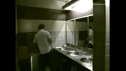 Смях - Sex В Мъжката Тоалетна!