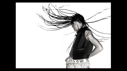 Willow Smith - Whip my hair