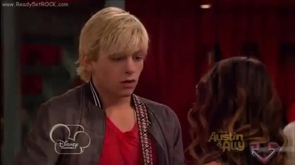 Текст и Превод!!! Austin & Ally- I Think About You