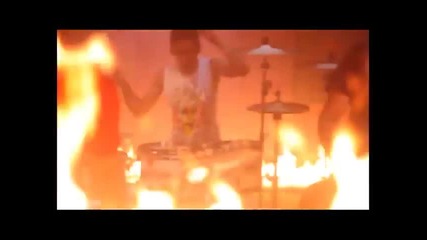 Тома feat. Billy Hlapeto - Сам на света ( Официално Видео - 2011 )