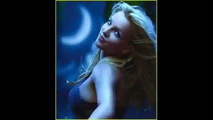 Britney Spears - Womanizer (new)