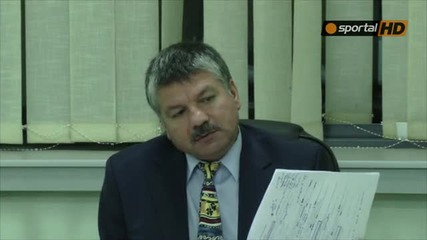 Глоби'на корем'-левски - Литекс пред празни трибуни, "канарчетата" също изгоряха