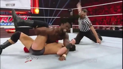 Diving Crossbody - Kofi Kingston