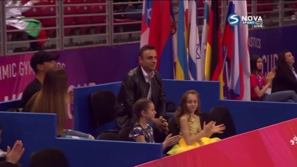 Бербатов подкрепя грациите в залата