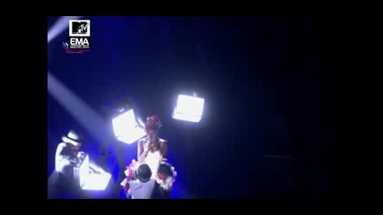 Rihanna - Only Girl (mtv Ema 2010)