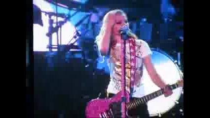 Avril Lavigne Live In Singapore - My Happy Ending