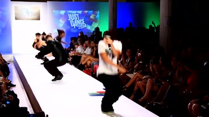 Austin Mahone Performs 'what About Love' Live At Fashion Week Nyc 2013