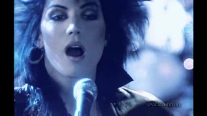 Joan Jett - I Hate Myself For Loving You ( H Q )