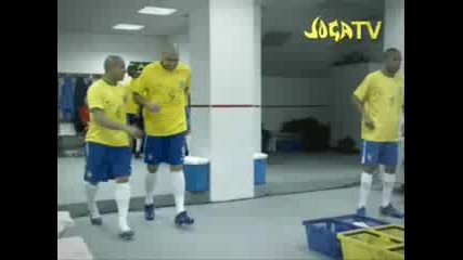Ronaldinho, Ronaldo, C.ronaldo, Henry