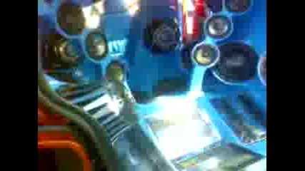 Tuning Hi Fi Car