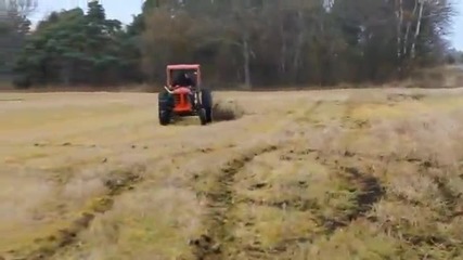 Този трактор повече няма да оре нивата!