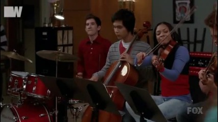 Glee - Firework [ Изпълнение на Lea Michele ] [ Сезон:2 Епизод:12 ]