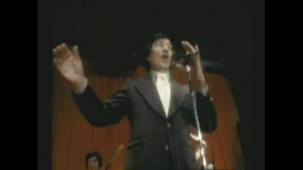 Louis Prima - Enjoy Yourself (it's Later Than you think)