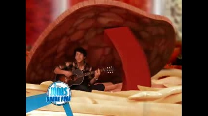 Jonas Brothers - Jonas Sneak Peek Pizza Girl