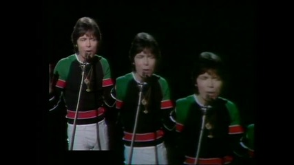 Cliff Richard - Devil Woman (1976) 