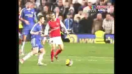Chelsea - Arsenal Goal Essien